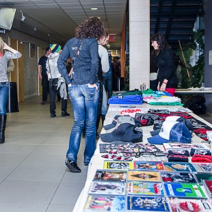 030 Happening s B&aacute;rou &Scaron;pot&aacute;kovou   Tři Sestry, Wohnout W3S Tour